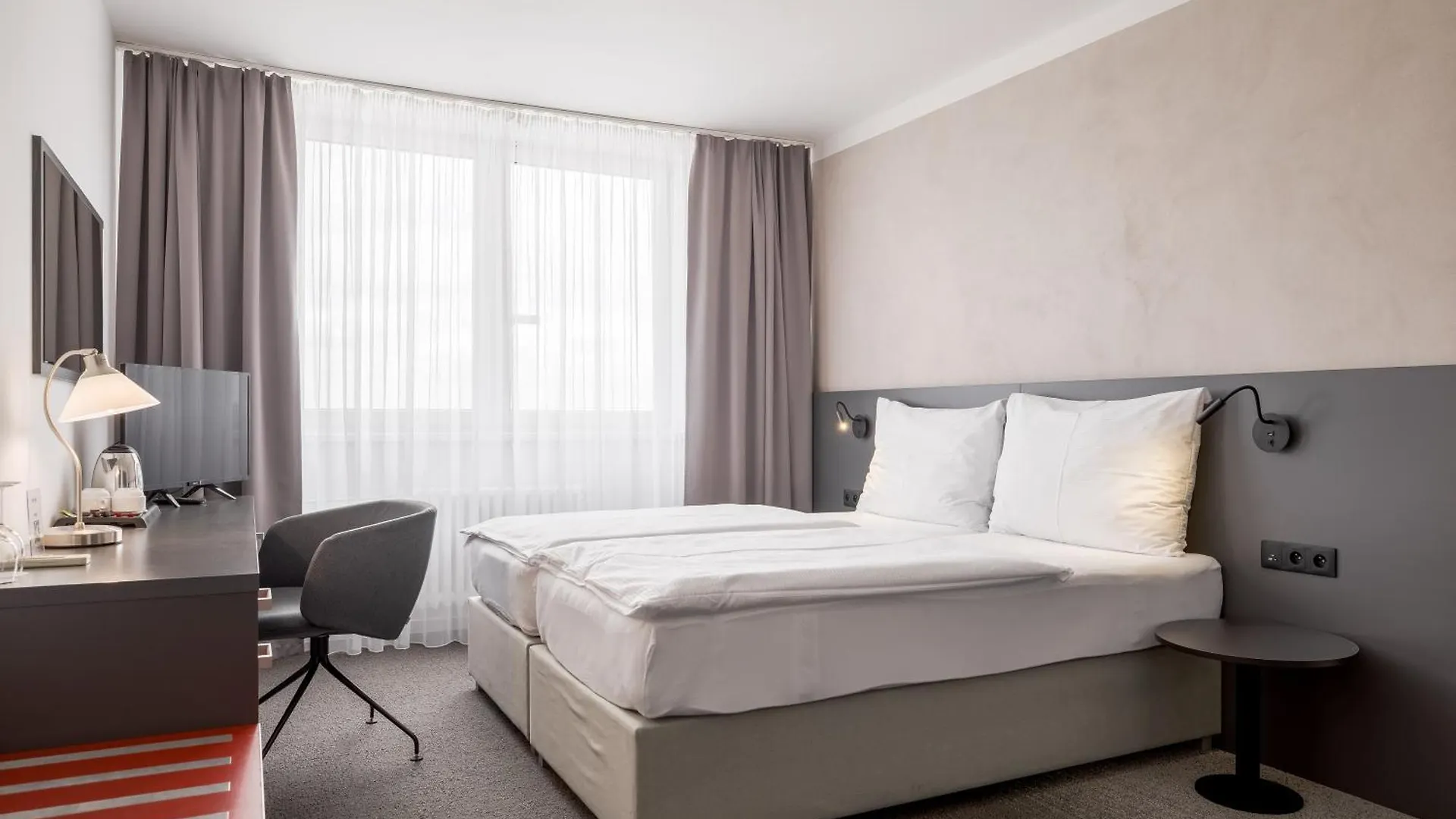 Hotel Vista Μπρνο 4*,